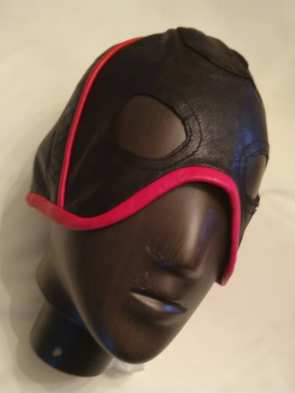 Executioner Hood, Blk Leather w/ Red Trim